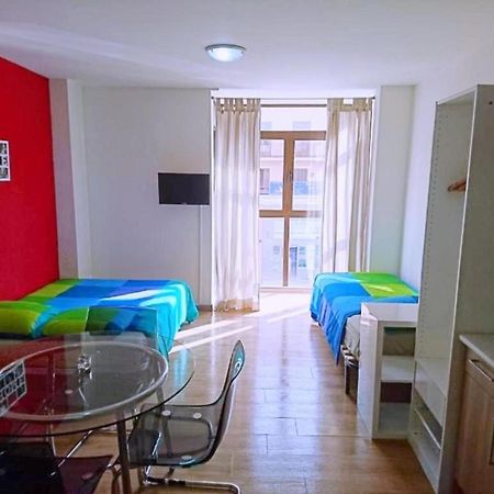 Apartamentos Urgel มาดริด ภายนอก รูปภาพ