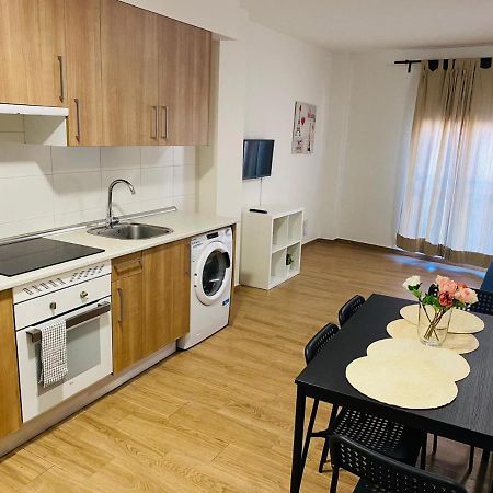 Apartamentos Urgel มาดริด ภายนอก รูปภาพ