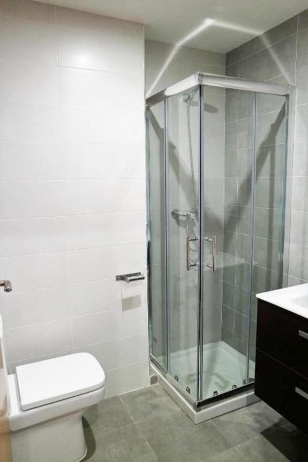 Apartamentos Urgel มาดริด ภายนอก รูปภาพ